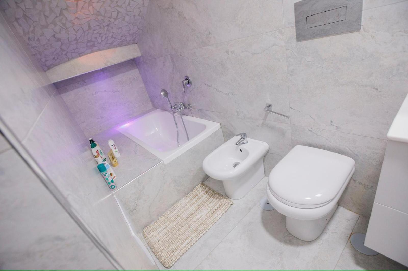B&B Le Stanze Di Aurora نابولي المظهر الخارجي الصورة