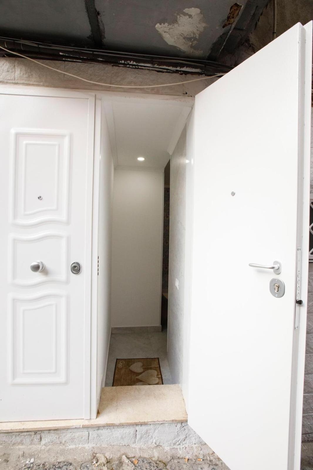 B&B Le Stanze Di Aurora نابولي المظهر الخارجي الصورة
