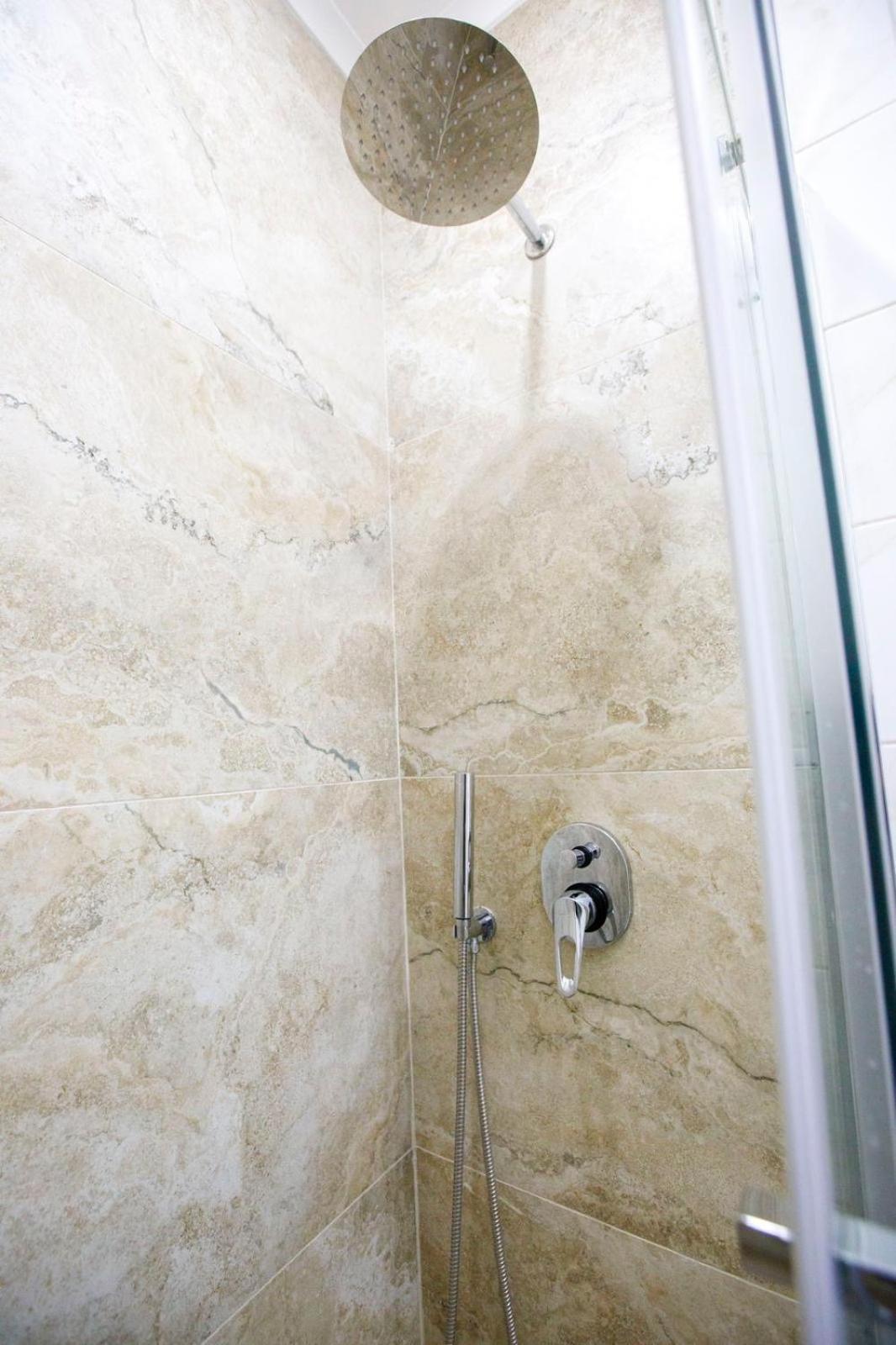 B&B Le Stanze Di Aurora نابولي المظهر الخارجي الصورة
