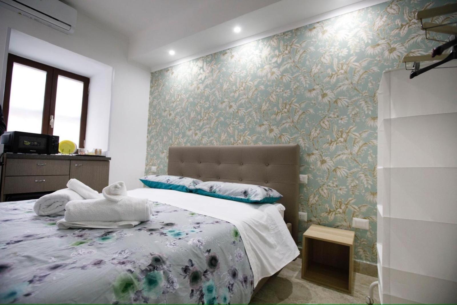 B&B Le Stanze Di Aurora نابولي المظهر الخارجي الصورة